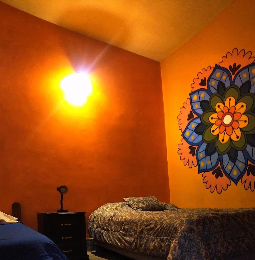 Hostal Cafe Tiana لاتاكونغا الغرفة الصورة